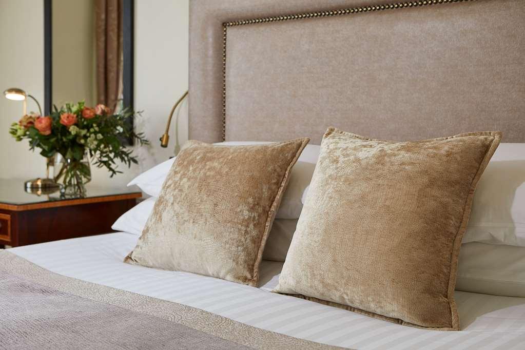 Macdonald Frimley Hall Hotel & Spa Camberley Bilik gambar